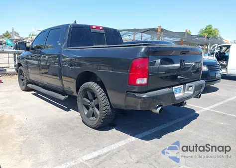 2018 Ram 1500 Big Horn 4X4 6'4 Box z USA, uszkodzony, nr VIN 1C6RR7TT4JS135572
